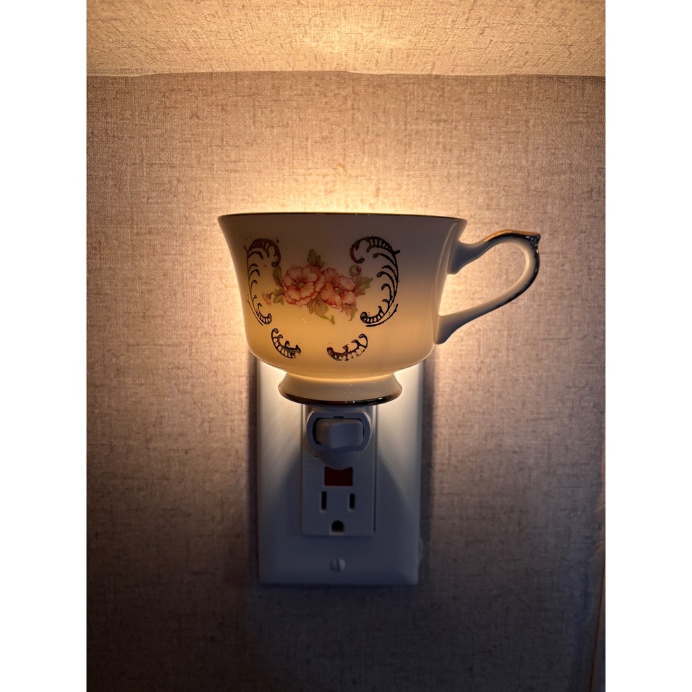 Handcrafted Vintage Style Teacup Night Light Floral Ceramic Pink Rose Gold Trim